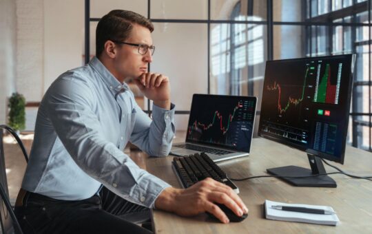 Pi Network slides below $0.17 as exchange inflows signal selling pressure