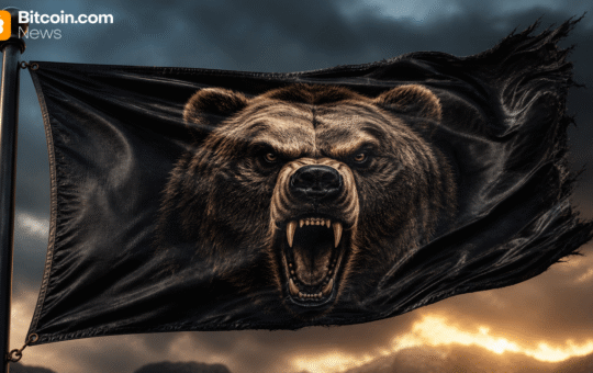 Gareth Soloway Warns Bitcoin Could Drop to $50K as Bear Flag Tightens at $85,000