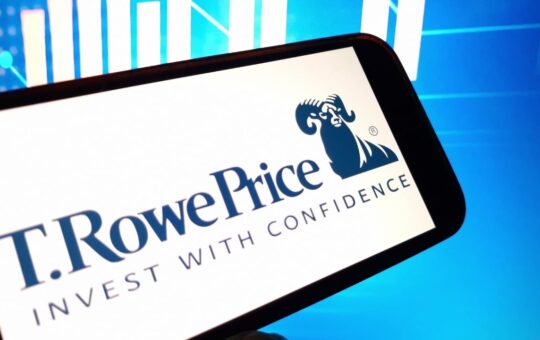 T. Rowe Price Launches Active Spot Crypto ETF With BTC, ETH, XRP Among Top Holdings